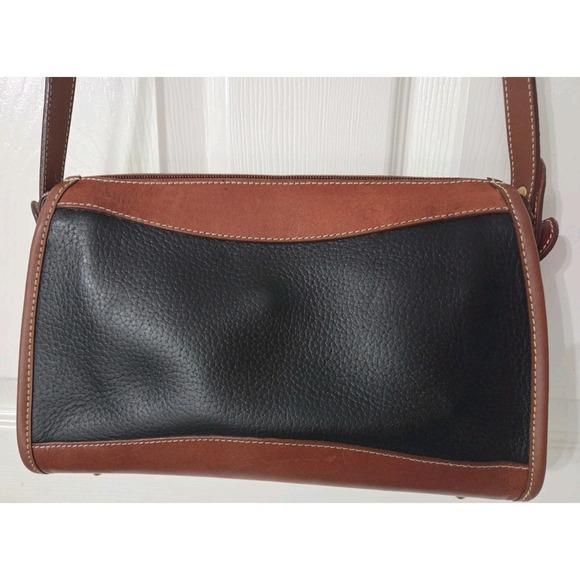 Hunt Club Vintage Leather Shoulder Crossbody Bag Purse Black and Brown - Picture 5 of 11